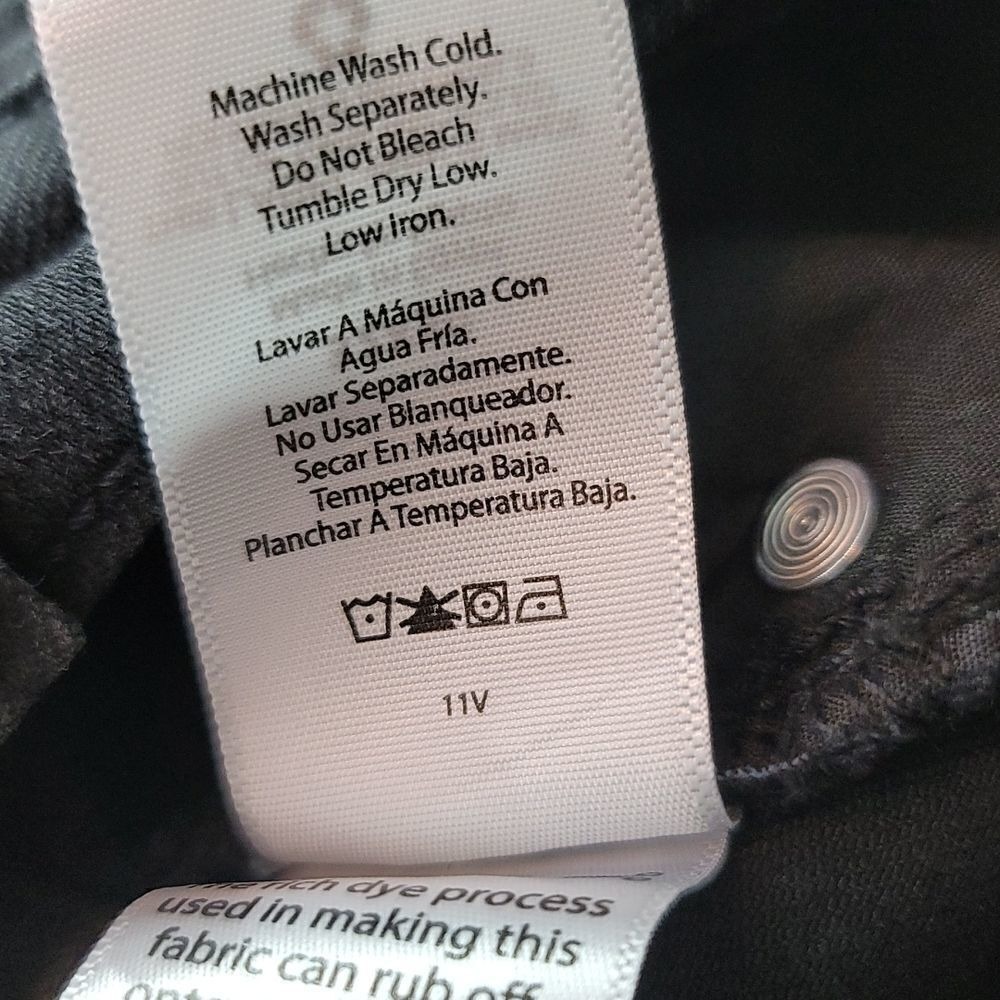 No Boundaries‎ Black Distressed Jeans - Picture 10 of 11